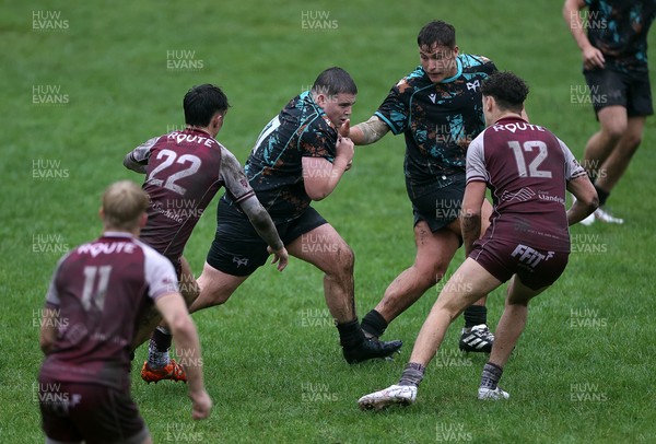140925 - Ospreys v RGC U18s - Mason James of Ospreys 