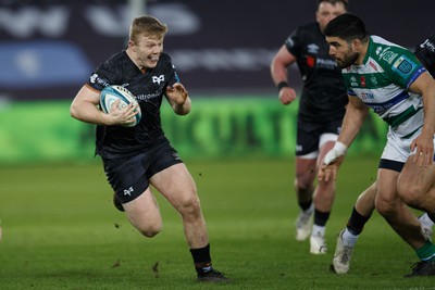 040323 - Ospreys v Benetton - United Rugby Championship - Keiran Williams of Ospreys on the attack