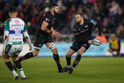 040323 - Ospreys v Benetton - United Rugby Championship - Stephen Myler of Ospreys passes the ball