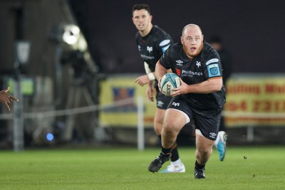 040323 - Ospreys v Benetton - United Rugby Championship - Rhys Henry of Ospreys looks for a gap