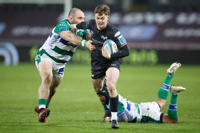 040323 - Ospreys v Benetton - United Rugby Championship - Jack Walsh of Ospreys