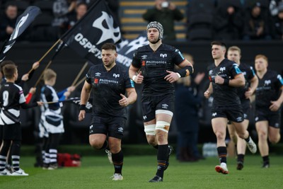 040323 - Ospreys v Benetton - United Rugby Championship - Dan Lydiate of Ospreys runs onto the pitch before the match