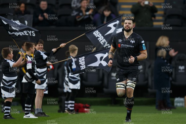040323 - Ospreys v Benetton - United Rugby Championship - Rhys Davies of Ospreys runs out onto the pitch on his 50th appearance