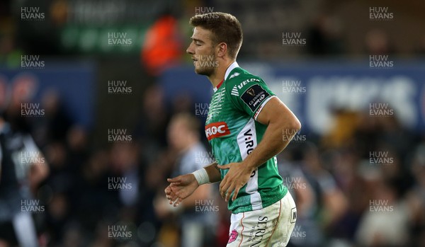 220918 - Ospreys v Benetton Rugby - Guinness PRO14 - Luca Sperandio of Benetton runs off after being given a yellow card