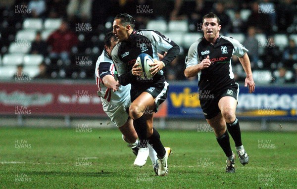 031205 - Celtic League Rugby Ospreys v Borders Gavin Henson back in action for the Ospreys 