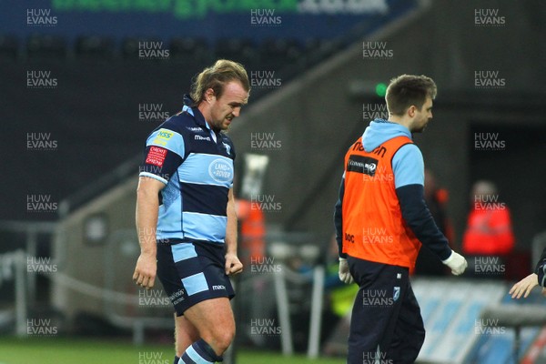 050119 - Ospreys v Cardiff Blues - GuinnessPro14 - Kristian Dacey of Cardiff Blues leaves the field
