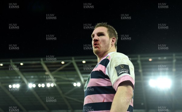 060118 - Ospreys v Cardiff Blues - Guinness PRO14 - Gethin Jenkins of Cardiff Blues leave the field at the end of the game