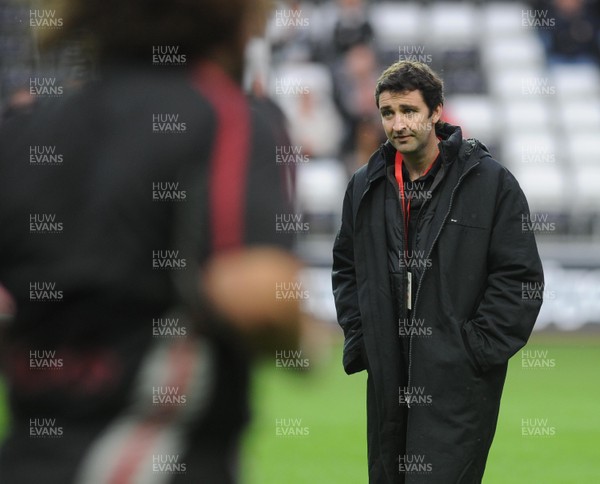 09.09.08 - Magners League Rugby Ospreys v Cardiff Blues Ospreys' Elite Performance Director, Andrew Hore 