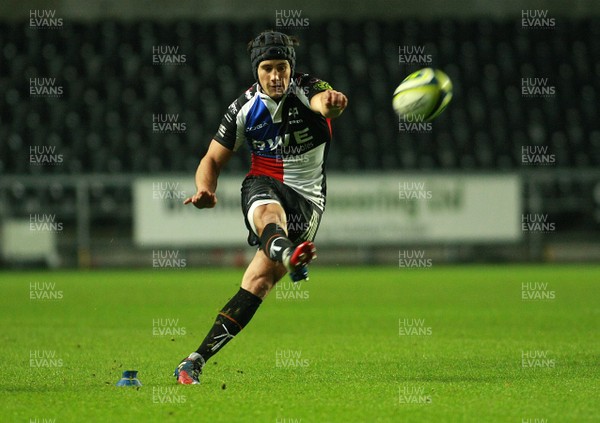 151113 Ospreys v Cardiff Blues - LV=Cup -Ospreys' Matthew Morgan kicks a goal