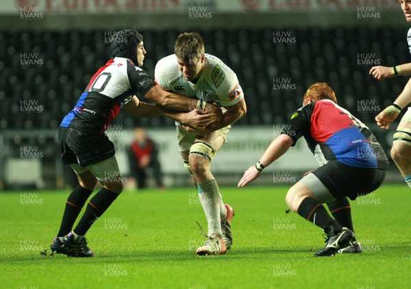 151113 Ospreys v Cardiff Blues - LV=Cup -Blues' James Down takes on Ospreys' Matthew Moragan