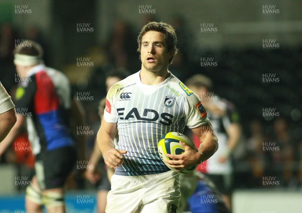 151113 Ospreys v Cardiff Blues - LV=Cup -Blues' Alex Walker 