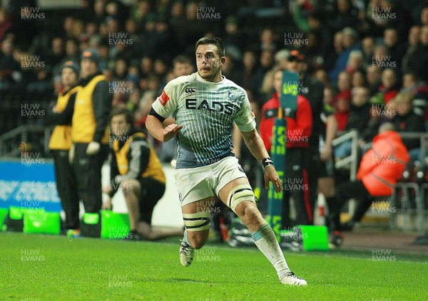 151113 Ospreys v Cardiff Blues - LV=Cup -Blues' Ellis Jenkins 