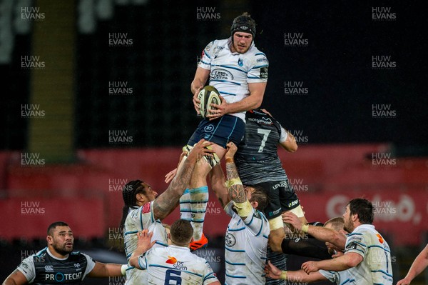 211219 - Ospreys v Cardiff Blues - Guinness PRO14 - James Ratti of Cardiff Blues jumps for the ball 