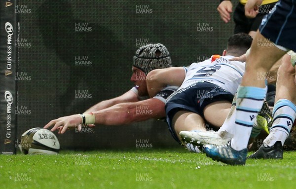 211219 - Ospreys v Cardiff Blues - Guinness PRO14 - Dan Lydiate of Ospreys is given a penalty try after this tackle by Tomos Williams of Cardiff Blues resulting in a yellow card