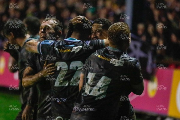 010124 - Ospreys v Cardiff Rugby - United Rugby Championship - Keelan Giles  Of Ospreys celebrates after scoring a try