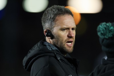 010126 - Ospreys v Cardiff Rugby, United Rugby Championship - Ospreys head coach Mark Jones