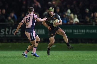 010126 - Ospreys v Cardiff Rugby, United Rugby Championship - Harri Deaves of Ospreys takes on Harri Millard of Cardiff Rugby