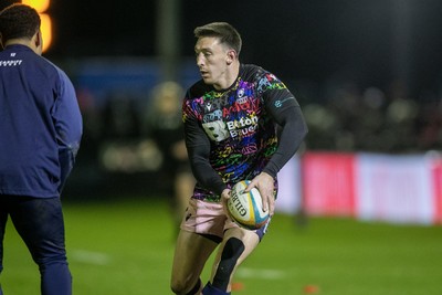 010126 - Ospreys v Cardiff Rugby - United Rugby Championship - Josh Adams of Cardiff Rugby in the warm up