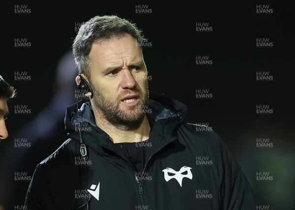 010126 - Ospreys v Cardiff Rugby, United Rugby Championship - Ospreys head coach Mark Jones