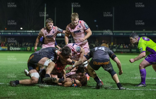 010126 - Ospreys v Cardiff Rugby, United Rugby Championship - Javan Sebastian of Cardiff Rugby scores try