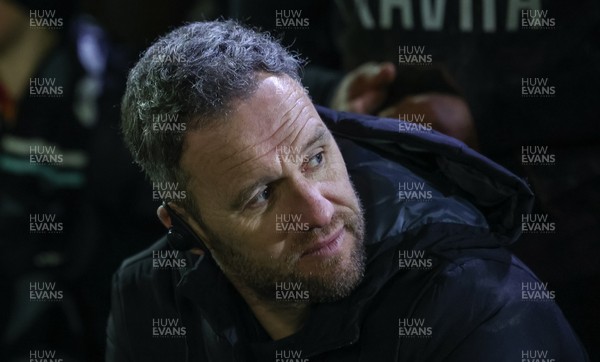 010126 - Ospreys v Cardiff Rugby, United Rugby Championship - Ospreys head coach Mark Jones speaks to the players at the end of the match