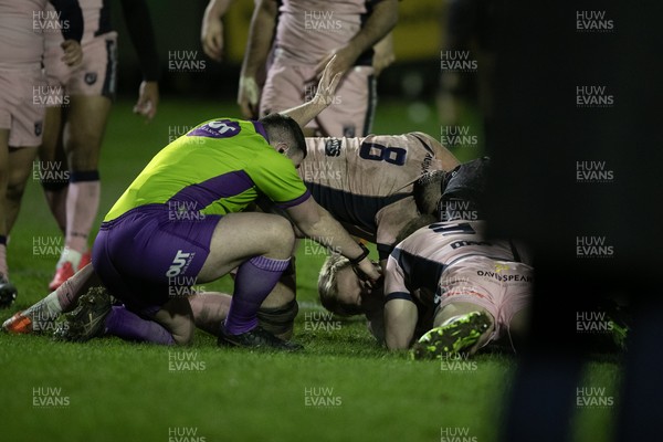 010126 - Ospreys v Cardiff Rugby - United Rugby Championship - Referee Adam Jones has a close view of Sam Parry of Ospreys try