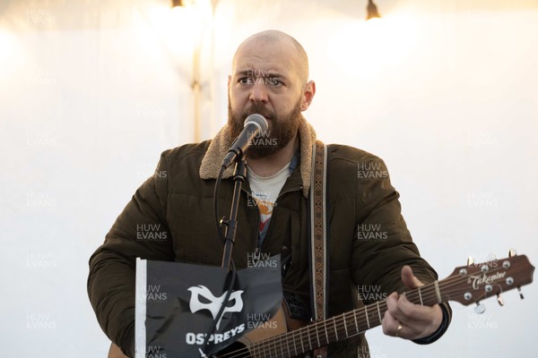 010126 - Ospreys v Cardiff Rugby - United Rugby Championship - Musician in the marquee