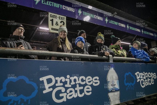 010126 - Ospreys v Cardiff Rugby - United Rugby Championship - Fans