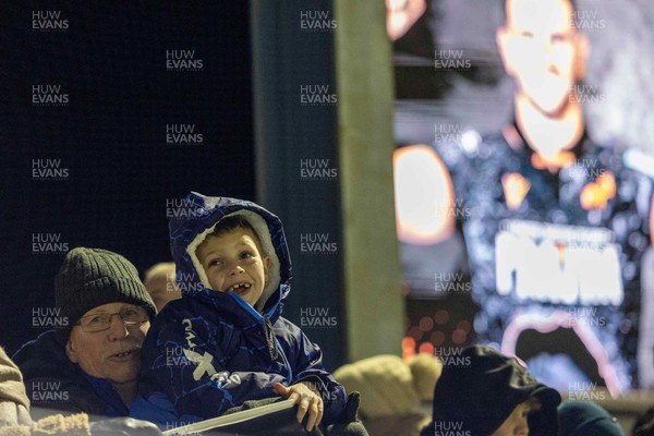 010126 - Ospreys v Cardiff Rugby - United Rugby Championship - Fans