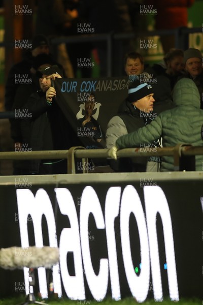 010126 - Ospreys v Cardiff Rugby - United Rugby Championship - Fans