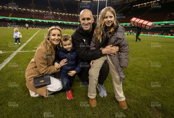 220423 - Ospreys v Cardiff Rugby - United Rugby Championship - Judgement Day - Richard Hodges with family