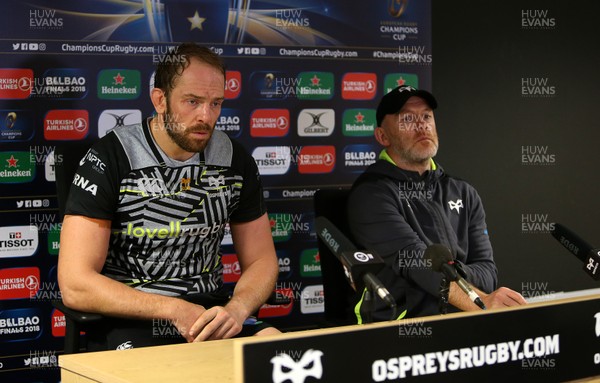 151017 - Ospreys v Clermont Auvergne - European Rugby Champions Cup - Alun Wyn Jones of Ospreys and Coach Steve Tandy speak to the press