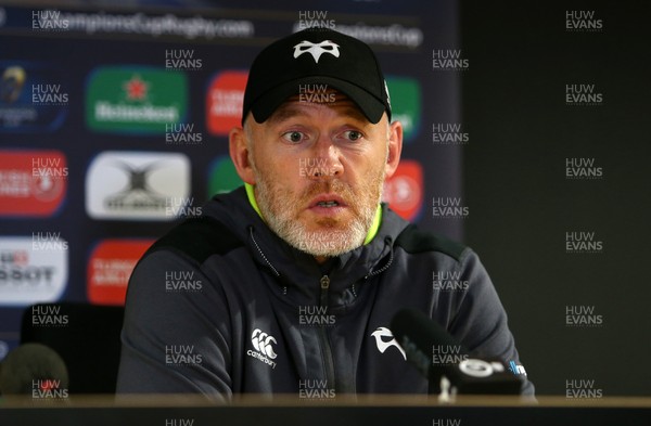 151017 - Ospreys v Clermont Auvergne - European Rugby Champions Cup - Head Coach Steve Tandy talks to the media