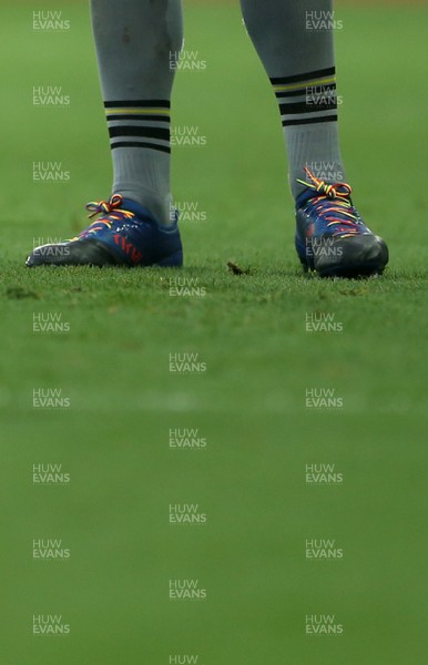 151017 - Ospreys v Clermont Auvergne - European Rugby Champions Cup - Multi coloured laces