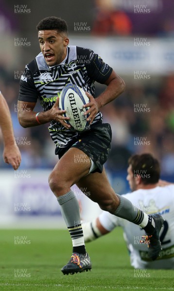 151017 - Ospreys v Clermont Auvergne - European Rugby Champions Cup - Keelan Giles of Ospreys