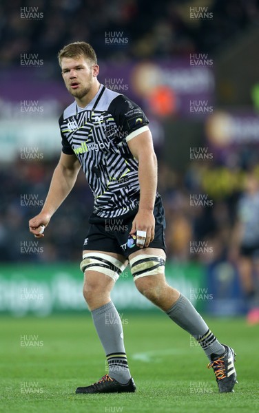 151017 - Ospreys v Clermont Auvergne - European Rugby Champions Cup - Olly Cracknell of Ospreys