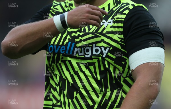 151017 - Ospreys v Clermont Auvergne - European Rugby Champions Cup - Ospreys new European training kit