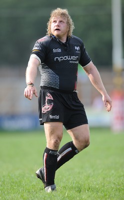 30.08.08 - Ospreys v Clubs Select XV - Ospreys Duncan Jones. 