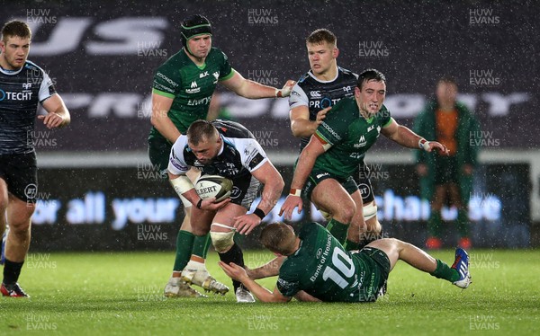 021119 - Ospreys v Connacht - Guinness PRO14 - Sam Parry of Ospreys is tackled by Conor Fitzgerald of Connacht