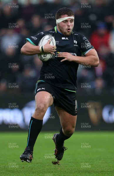 070117 - Ospreys v Connacht - Guinness PRO12 - Nicky Smith of Ospreys runs with the ball by Chris Fairweather/Huw Evans Agency