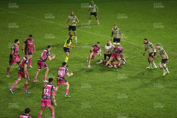 071225 - Ospreys v Connacht - European Challenge Cup - Reuben Morgan-Williams of Ospreys 