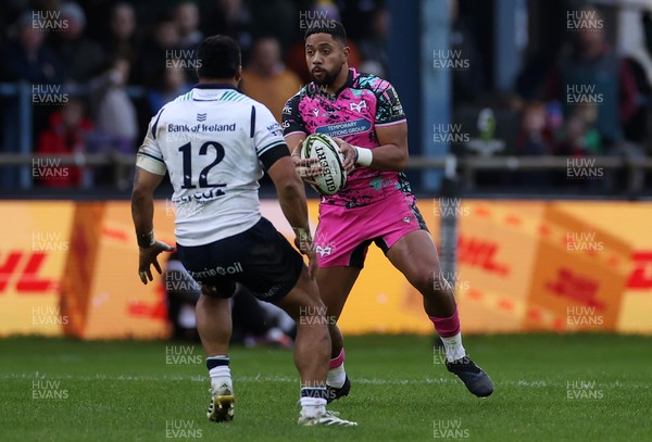 071225 - Ospreys v Connacht - European Challenge Cup - Phil Cokanasiga of Ospreys 