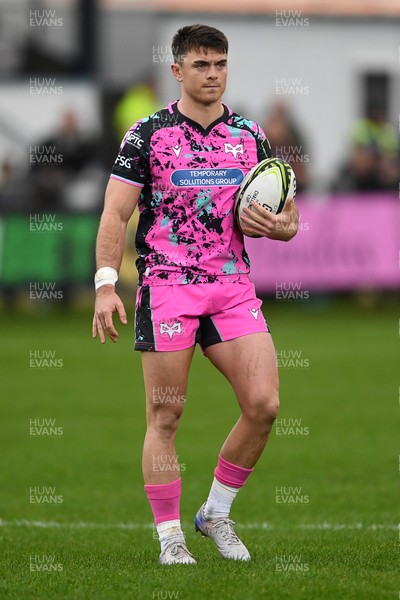 071225 - Ospreys v Connacht - EPCR Challenge Cup - Reuben Morgan-Williams of Ospreys