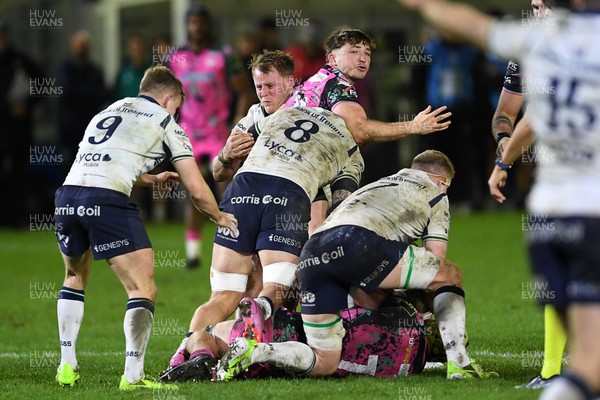 071225 - Ospreys v Connacht - EPCR Challenge Cup - Dan Edwards of Ospreys