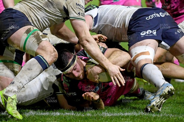 071225 - Ospreys v Connacht - EPCR Challenge Cup - Ryan Smith of Ospreys scores a try