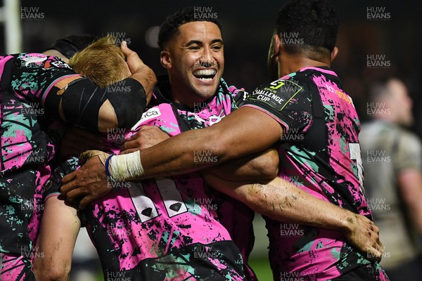 071225 - Ospreys v Connacht - EPCR Challenge Cup - Iestyn Hopkins of Ospreys celebrates scoring a try with team mates