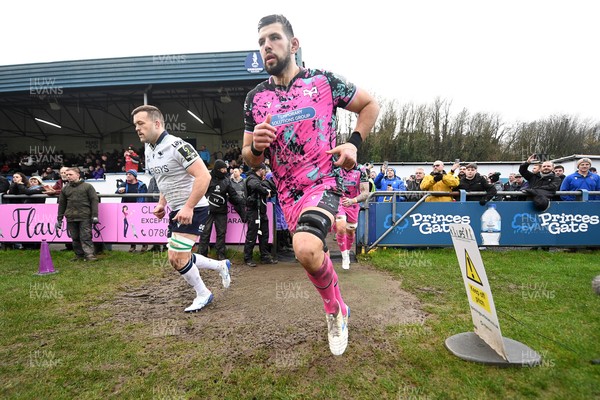 071225 - Ospreys v Connacht - EPCR Challenge Cup - Ospreys players run out at the start of the match