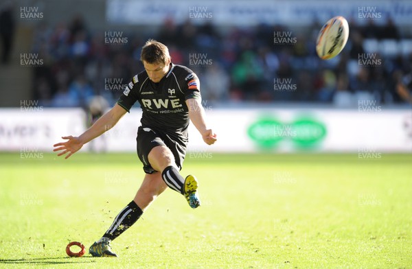 271012 - Ospreys v Connacht - RaboDirect PRO12 -Dan Biggar of Ospreys kicks at goal