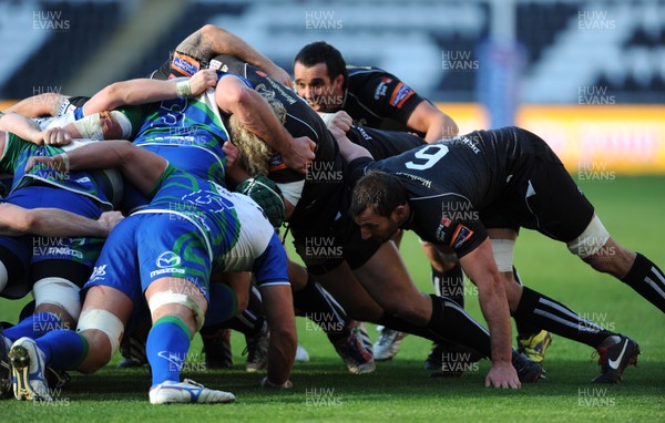 271012 - Ospreys v Connacht - RaboDirect PRO12 -Scrum