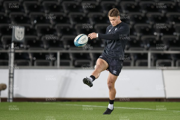 291022 - Ospreys v Connacht - United Rugby Championship - Jack Walsh of Ospreys warms up ahead of the match